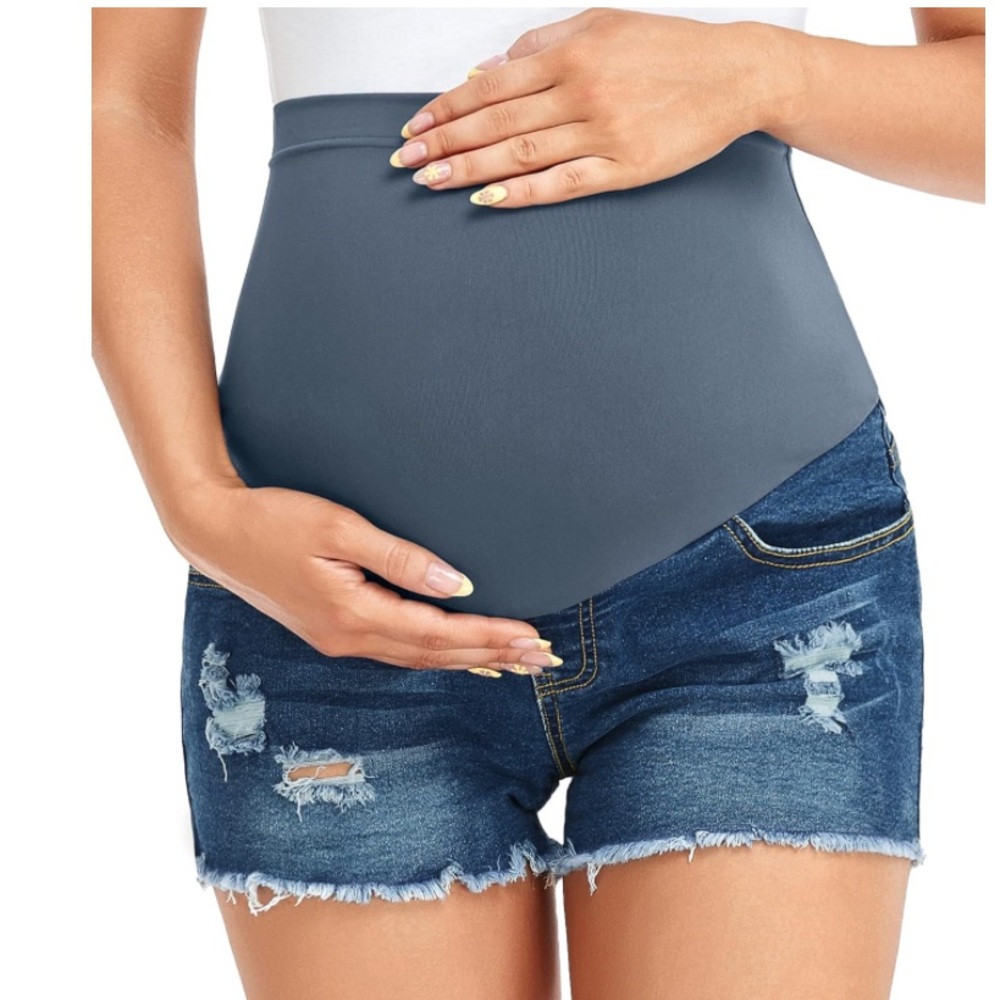 NWT, Medium fitglam Women's Maternity Shorts Over Belly.